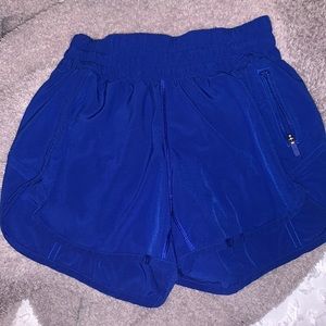 Dark Blue Lululemon Tracker Shorts 4’ Size 4 Perfect Condition